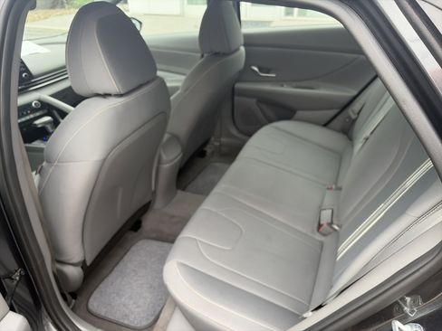 Used 2022 Hyundai Elantra SEL w/ Convenience Package image 22