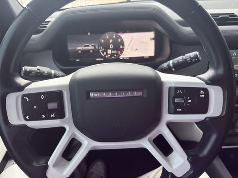 Used 2023 Land Rover Defender 90 S AWD/4WD image 16