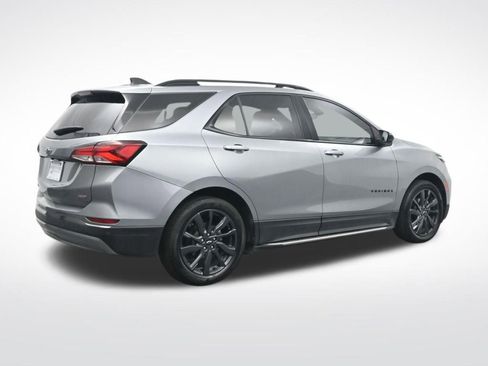 Used 2023 Chevrolet Equinox RS w/ LPO, Hit The Road Package image 5