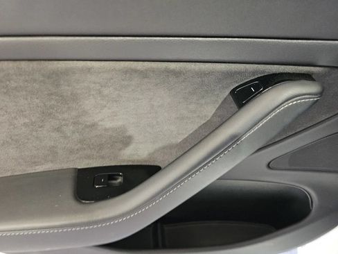 Used 2019 Tesla Model 3 Standard Range Plus RWD image 11