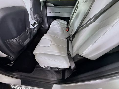 Certified 2022 Hyundai Palisade SEL w/ 8P Bench Seat Package AWD/4WD image 28