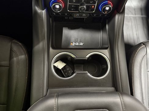 Certified 2023 Chevrolet Suburban High Country image 23