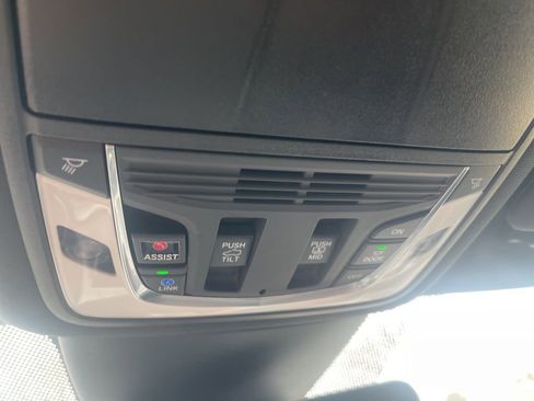 Certified 2023 Acura MDX SH-AWD image 18