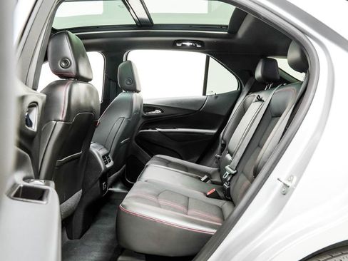 Used 2022 Chevrolet Equinox RS FWD image 18