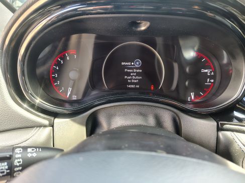 Certified 2022 Dodge Durango GT image 32