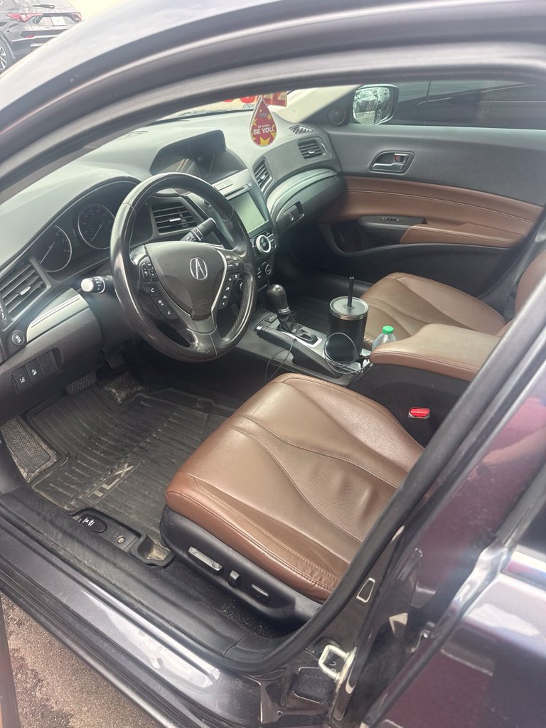Used 2019 Acura ILX w/ Premium Package FWD image 9