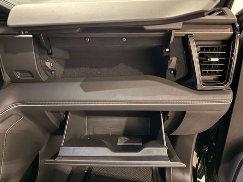 Used 2025 GMC Sierra 2500 AT4X image 33