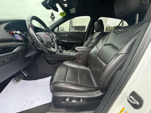 Used 2019 Cadillac XT4 Sport AWD/4WD image 17