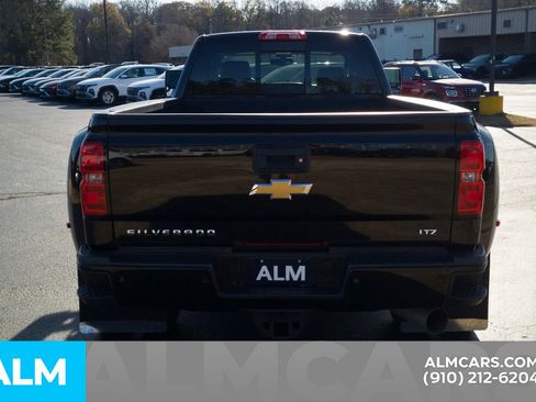 Used 2017 Chevrolet Silverado 3500 LTZ w/ Duramax Plus Package image 7