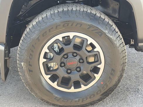 New 2026 Toyota Tacoma TRD Off-Road AWD/4WD image 10
