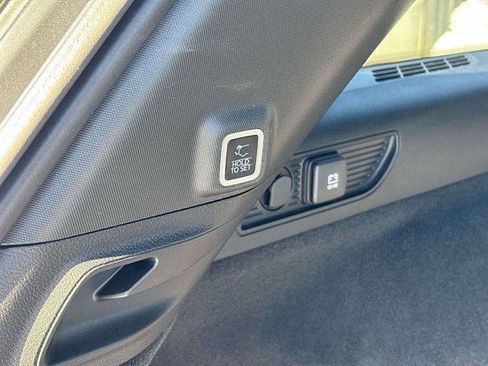 Used 2023 Jeep Grand Cherokee Summit image 11