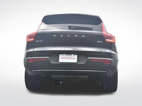 Used 2024 Volvo XC40 B5 Core AWD/4WD image 33