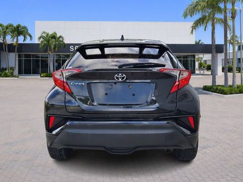 Used 2021 Toyota C-HR LE image 6