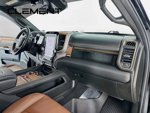 Used 2024 RAM 2500 Limited w/ Safety Group image 39