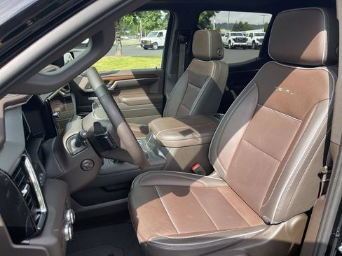 Used 2023 GMC Sierra 1500 Denali w/ Denali Reserve Package AWD/4WD image 20