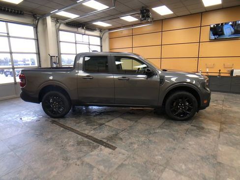New 2026 Ford Maverick Lariat w/ Black Appearance Package AWD/4WD image 8