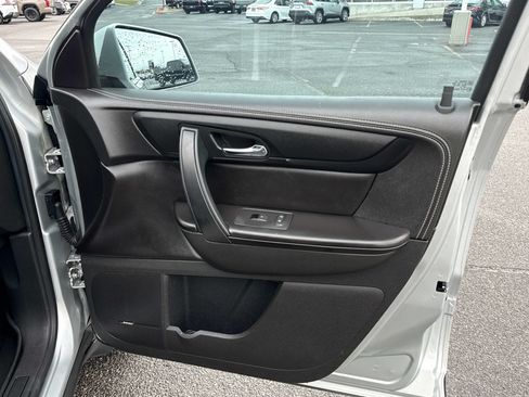 Used 2015 Chevrolet Traverse LT AWD/4WD image 21