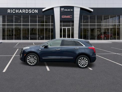 Used 2018 Cadillac XT5 Platinum w/ Driver Assist Package AWD/4WD image 2