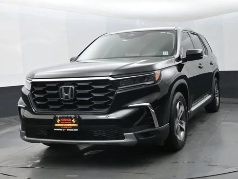 Used 2025 Honda Pilot EX-L image 1