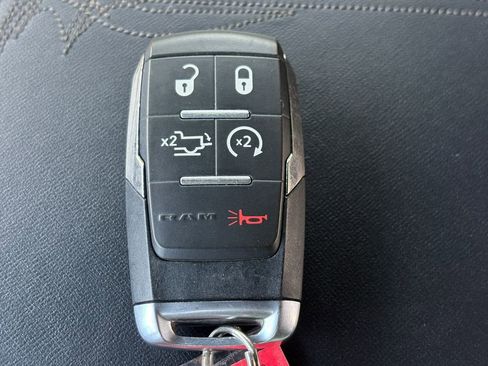 Used 2024 RAM 3500 Limited image 29