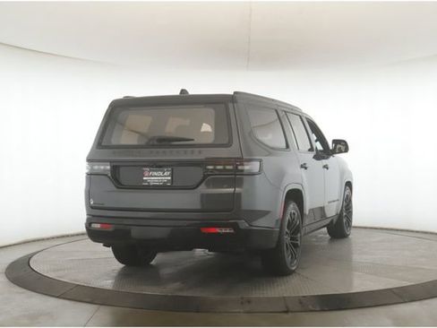 Used 2023 Jeep Grand Wagoneer Series III w/ Rear Seat Video Group 1 image 7