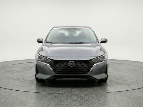 Used 2025 Nissan Sentra SV FWD image 2