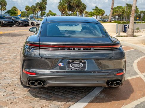 Used 2024 Porsche Panamera w/ Premium Package RWD image 13