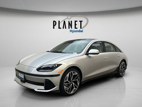 Certified 2024 Hyundai Ioniq 6 Limited AWD/4WD image 2