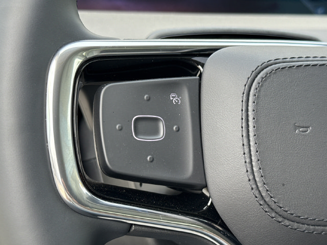 New 2026 Lincoln Nautilus Premier AWD/4WD image 13