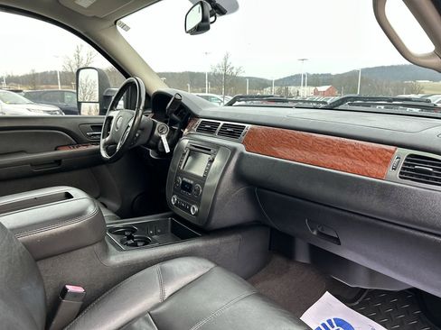 Used 2007 GMC Sierra 3500 SLT w/ Convenience Package image 17