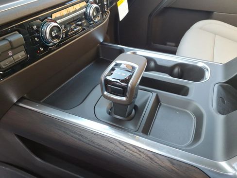 New 2026 GMC Sierra 1500 SLT w/ SLT Premium Plus Package image 15