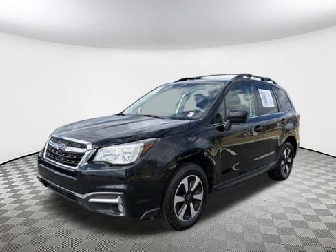Used 2018 Subaru Forester 2.5i Limited image 3