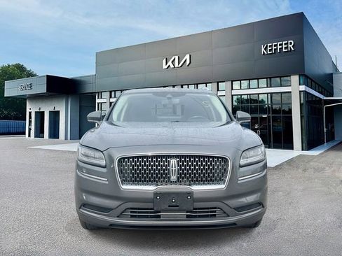 Used 2023 Lincoln Nautilus Reserve w/ Monochromatic Package image 3
