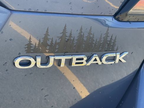 Used 2020 Subaru Outback Limited AWD/4WD image 8