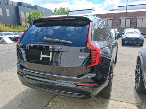 New 2026 Volvo XC90 B6 Ultra w/ Protection Package Premier AWD/4WD image 6
