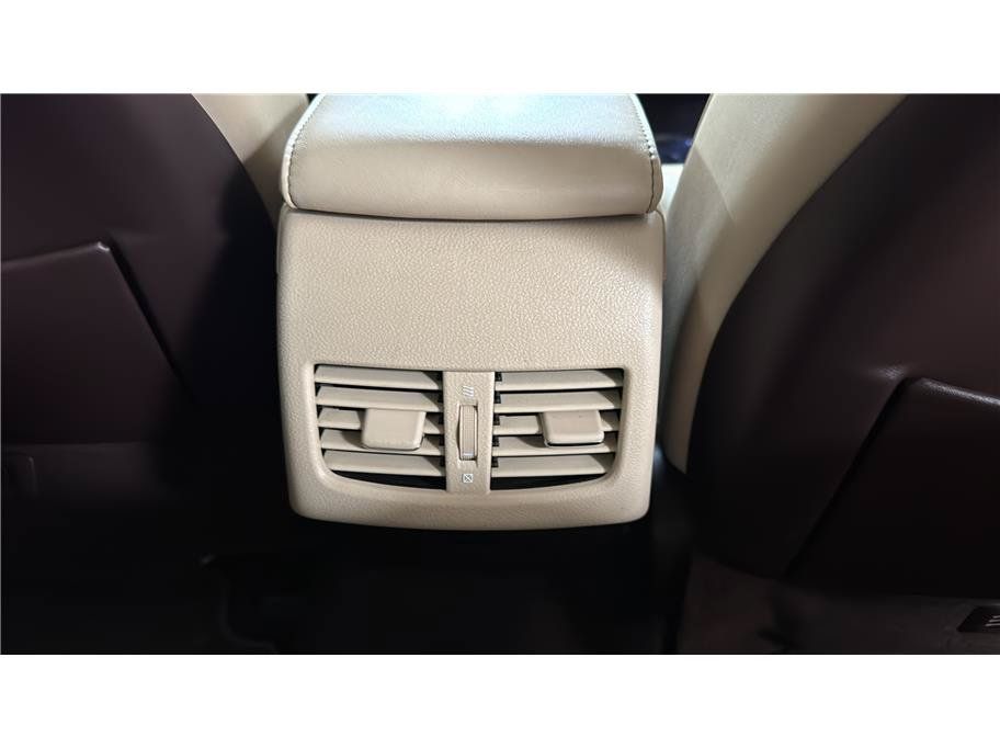 Used 2016 Lexus ES 350 w/ Luxury Package w/Wood Trim FWD image 24