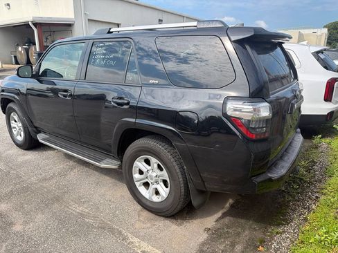 Used 2019 Toyota 4Runner SR5 Premium RWD image 6