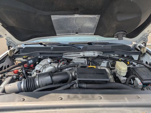 Used 2017 GMC Sierra 3500 SLT w/ Duramax Plus Package AWD/4WD image 52