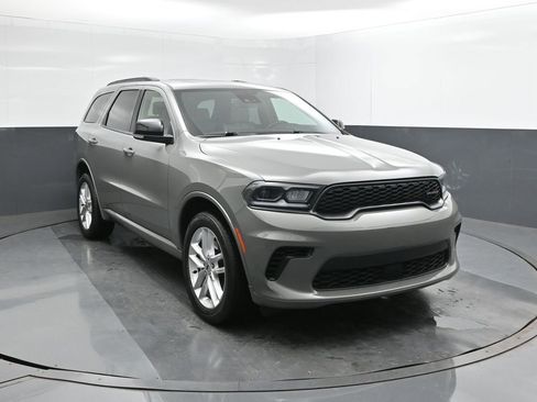 Used 2024 Dodge Durango GT image 22