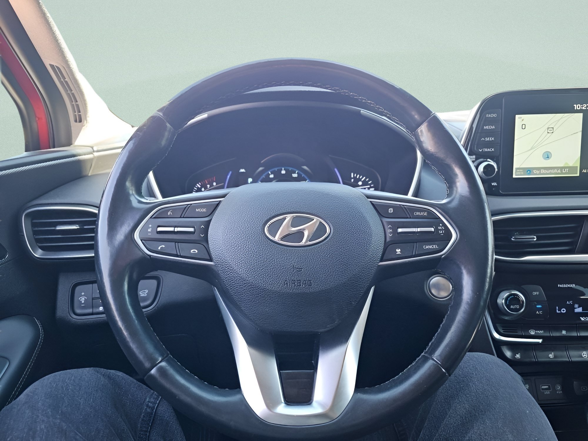 Used 2020 Hyundai Santa Fe Limited AWD/4WD image 31