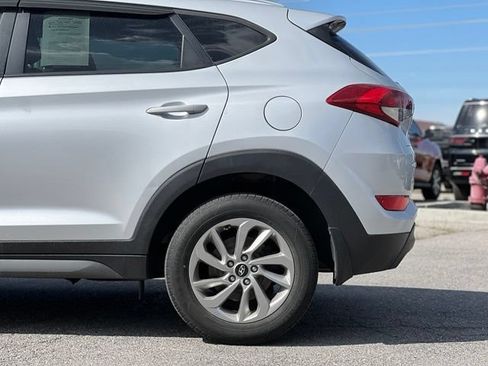 Used 2016 Hyundai Tucson SE w/ Option Group 02 FWD image 5