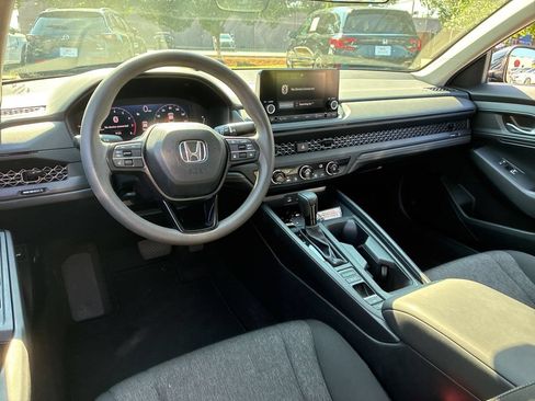 Used 2025 Honda Accord LX image 26