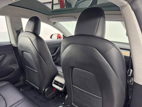 Used 2017 Tesla Model 3 Long Range image 32