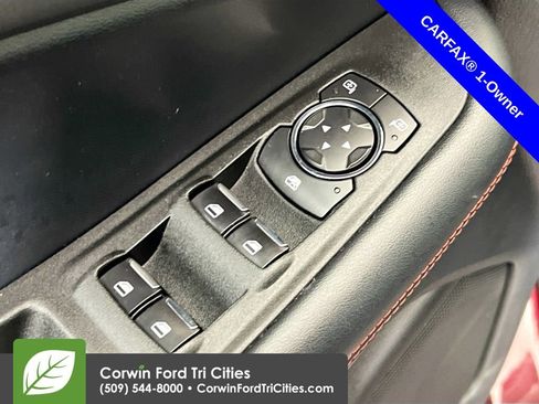 Used 2021 Ford Edge ST-Line image 12