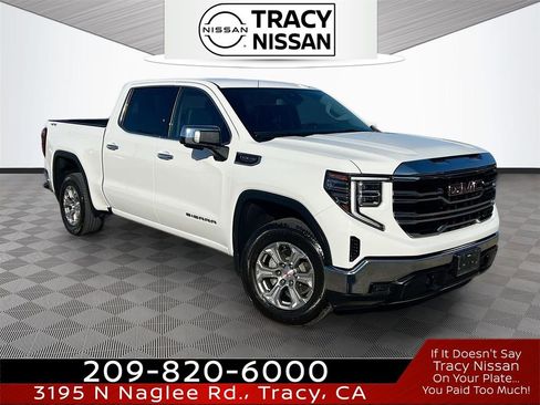 Used 2025 GMC Sierra 1500 SLT image 1