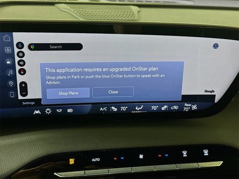 Used 2025 Buick Enclave Preferred image 11