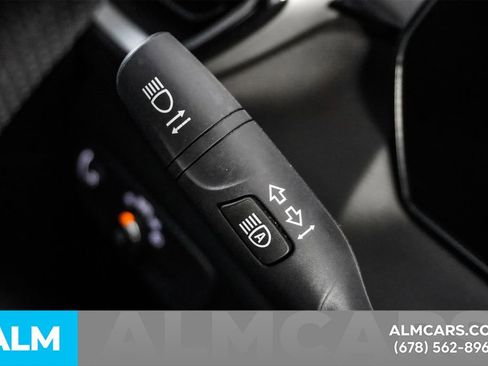 Used 2025 Chevrolet TrailBlazer LT image 54