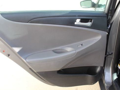 Used 2013 Hyundai Sonata GLS image 27