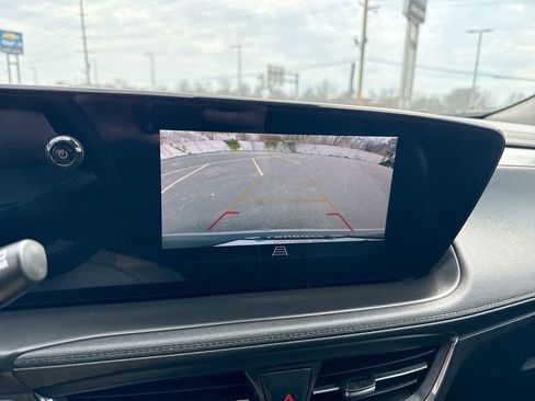 Certified 2025 Buick Encore GX Preferred image 17