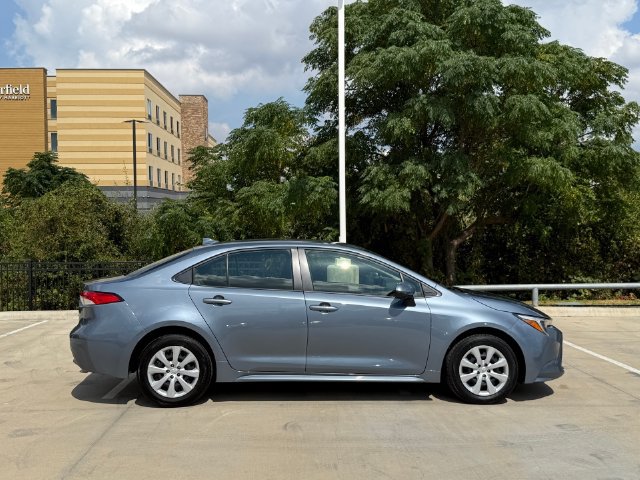 Used 2026 Toyota Corolla LE FWD image 4